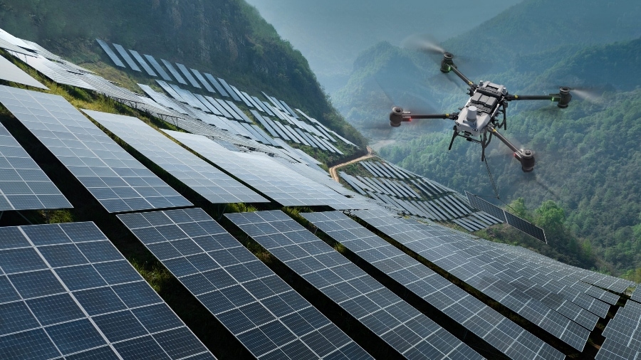 flycart-30-solar-farm